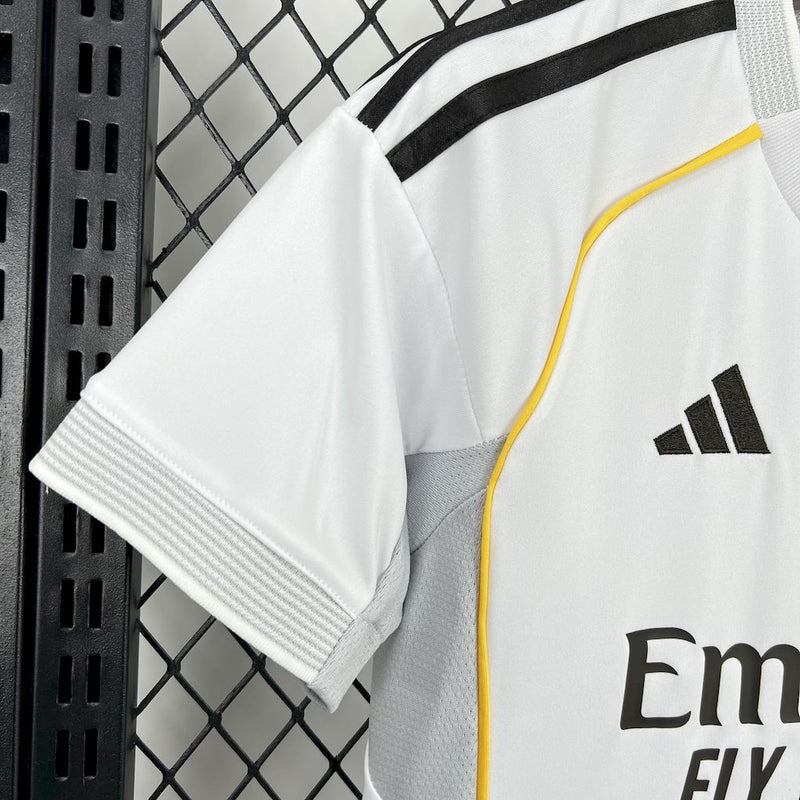 Conjunto Infantil Real Madrid 2025/26 - Home
